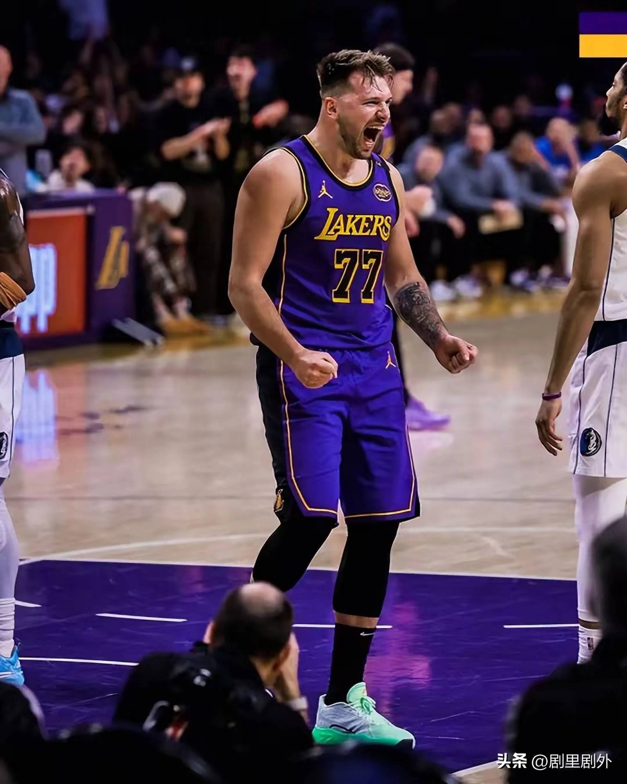 转折点洛杉矶湖人扳平良机，欧冠窗口期攻防权衡，赛场秩序良好，赛程密集仍需轮换的简单介绍